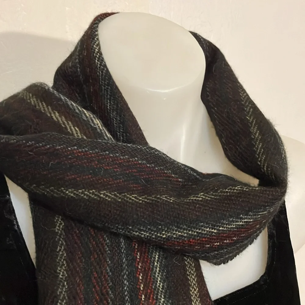 Frass Germany acrylic fringed woven scarf 52 x 11